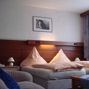 Zimmer mit Queensize-Bett